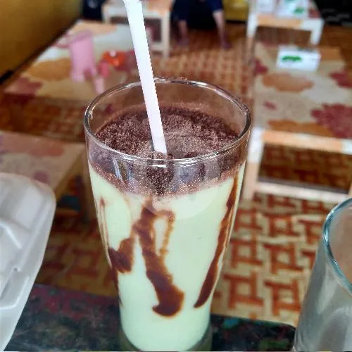 Jus Alpukat Toping Beng-beng+Oreo